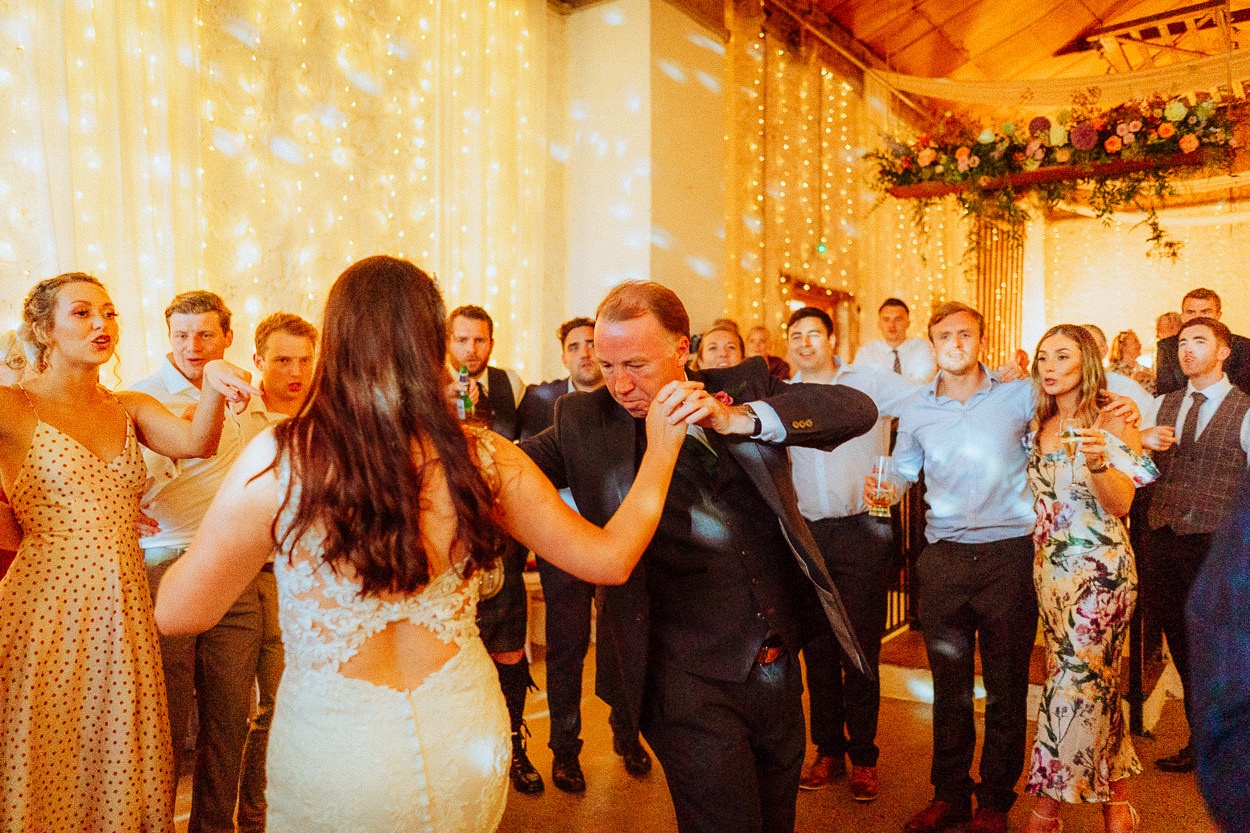 SUMMER WEDDING ROSEDEW FARM WEDDING PHOTOGRAPHY 087 SUMMER WEDDING ROSEDEW FARM WEDDING PHOTOGRAPHY 087